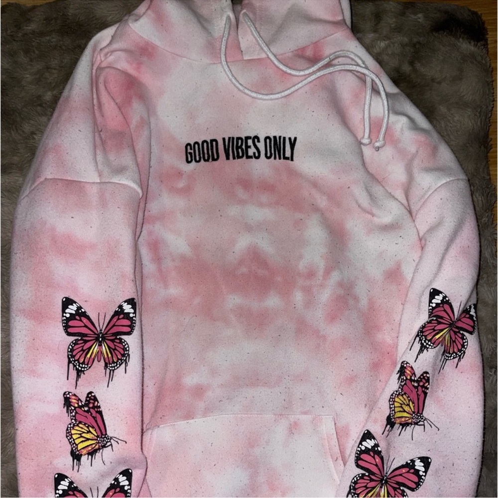 Rue 21 Good Vibes Only Tie-Dye Butterfly Medium Boyfriend Hoodie